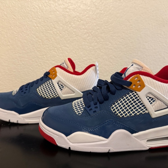 Air Jordan Retro GS “Messy Room’ - Picture 2 of 6